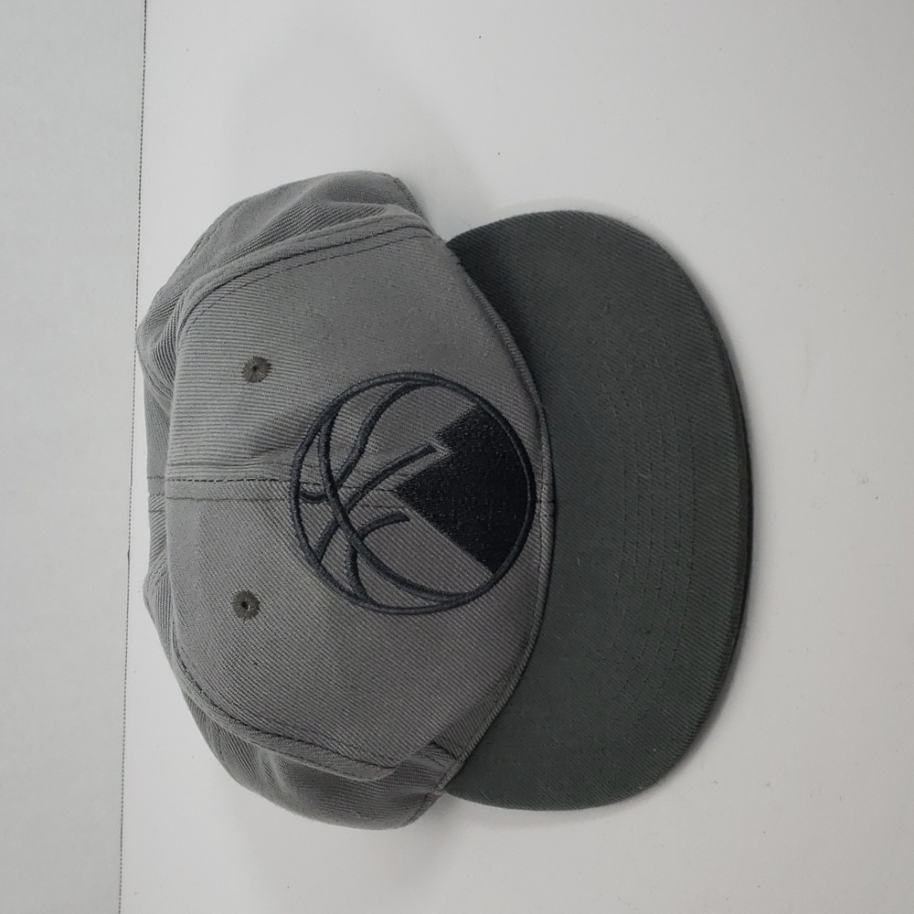 Coors Basketball gray snap back adjustable cap / hat